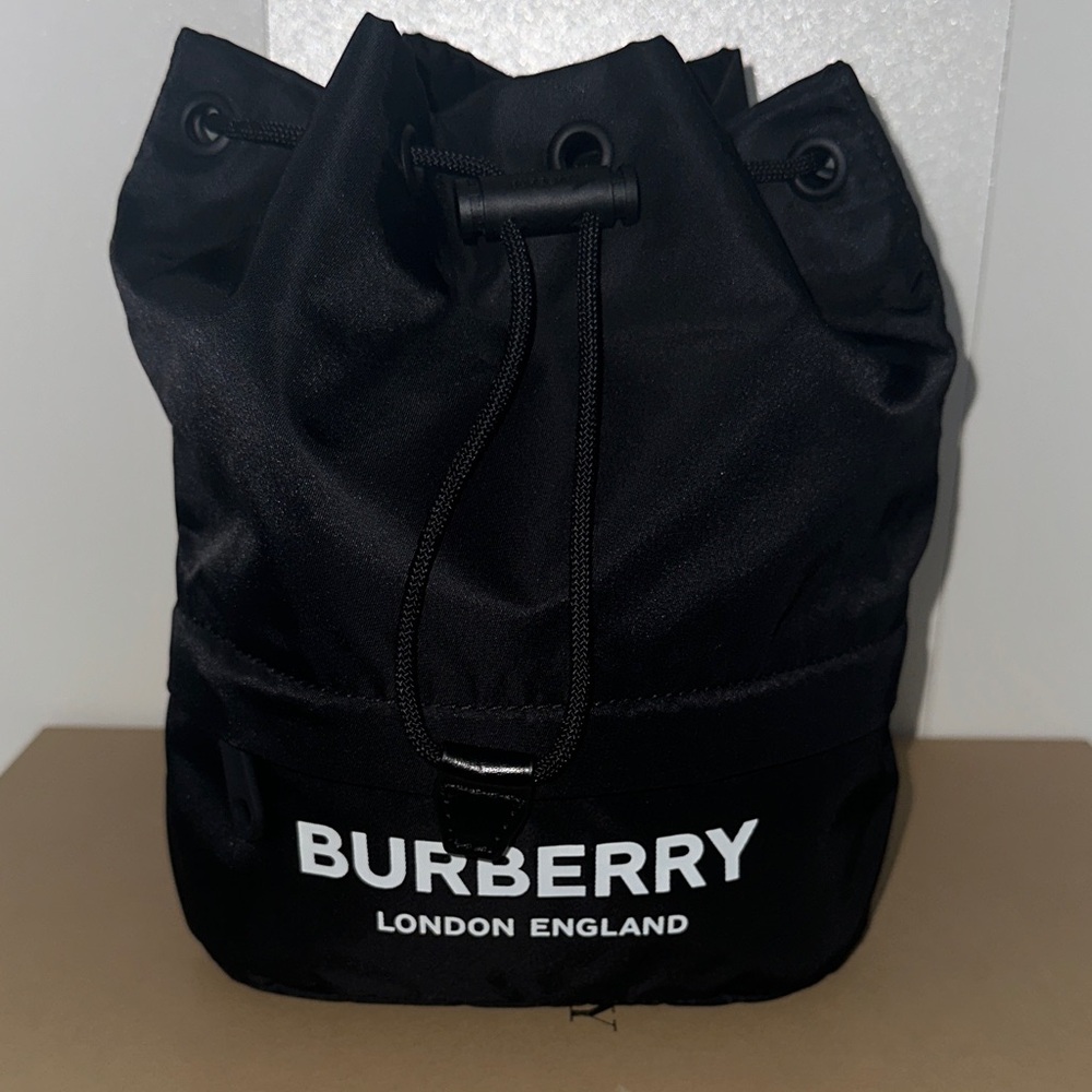 Burberry phoebe Drawstring pouch